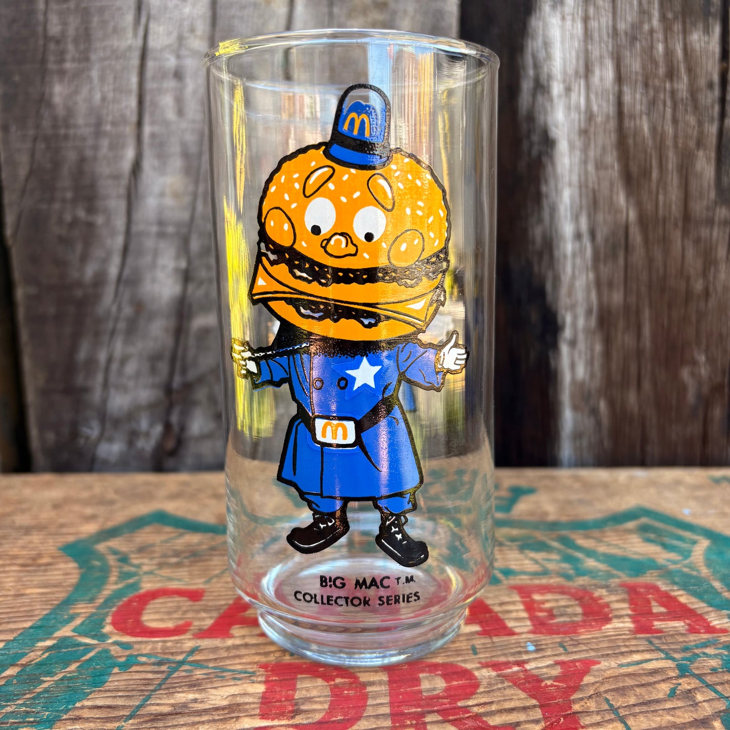 ▶︎▶︎SALE▶︎▶︎【1970s USA vintage】McDonald Glass Officer Big Mac