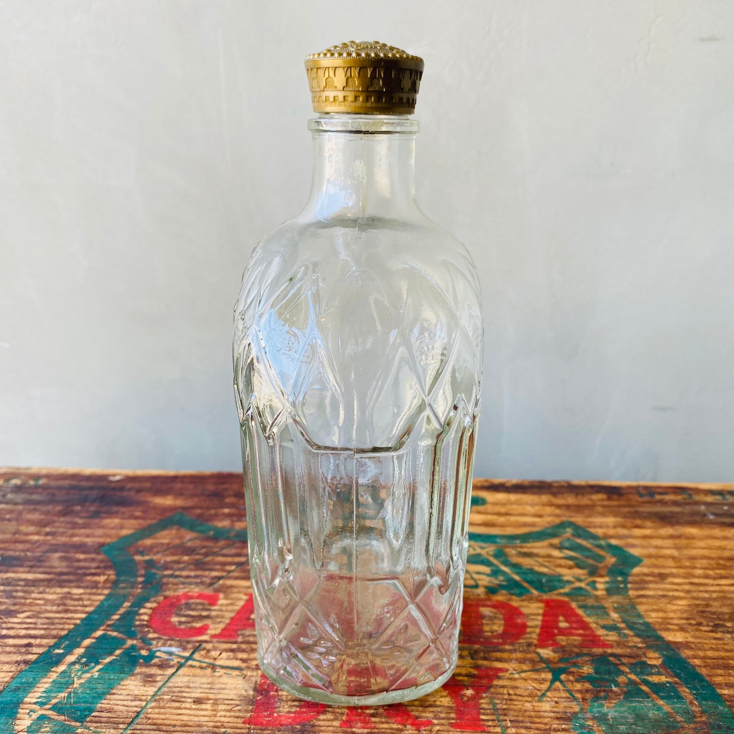 【Canada vintage】 Seagram's Crown Royal whiskey bottle
