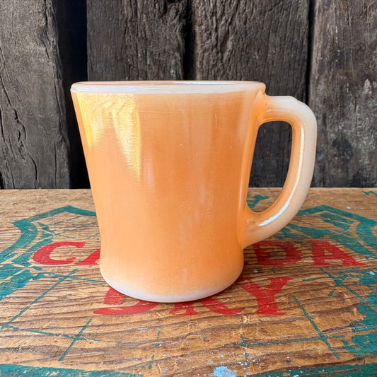 【1951-1960 USA vintage】Fire-King peach luster mugcup