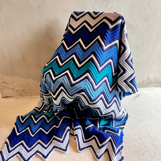 【USA vintage】グラニーブランケット ギザギザ ブルー