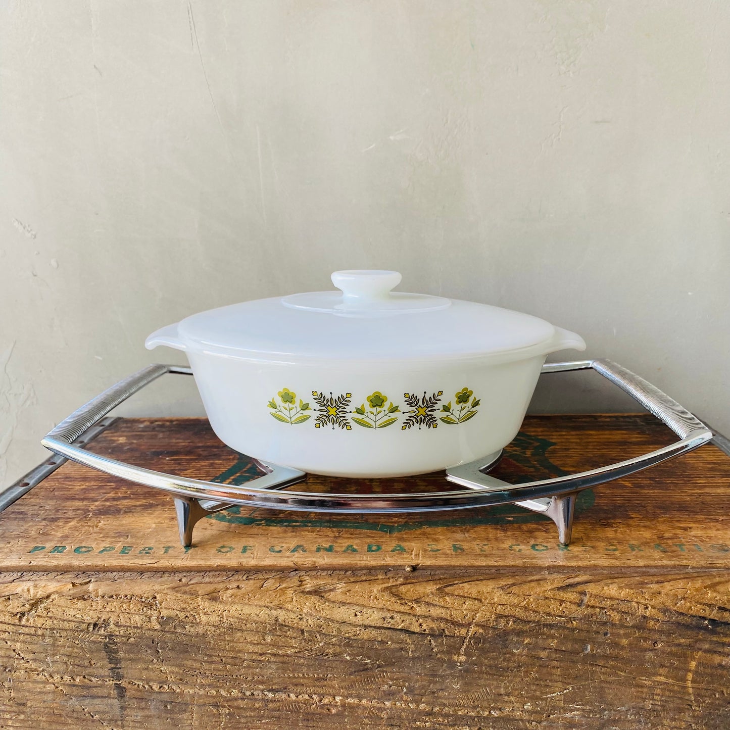 【1960s USA vintage】CORNING WARE casserole stand