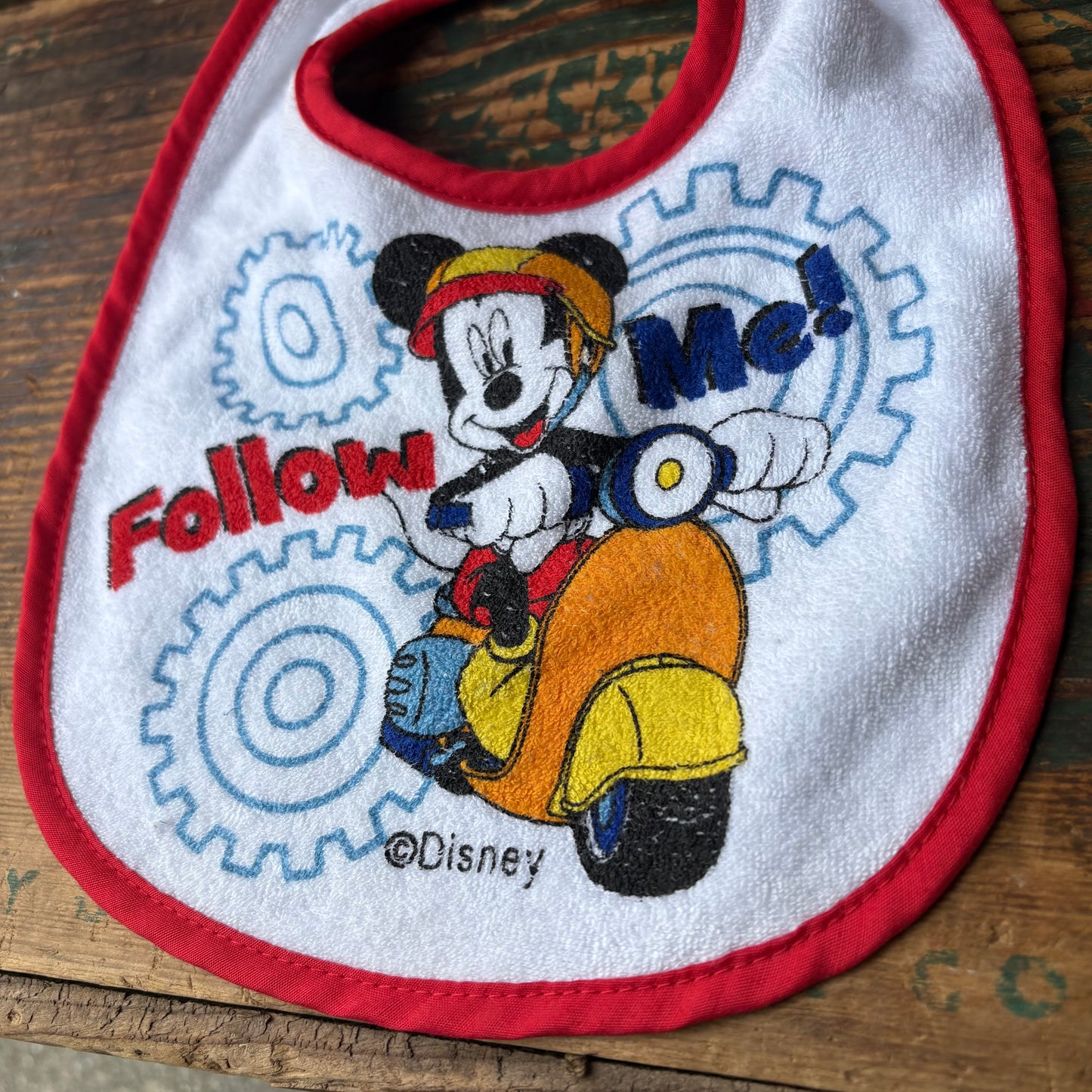 Disney baby Mickey Mouse bib sty