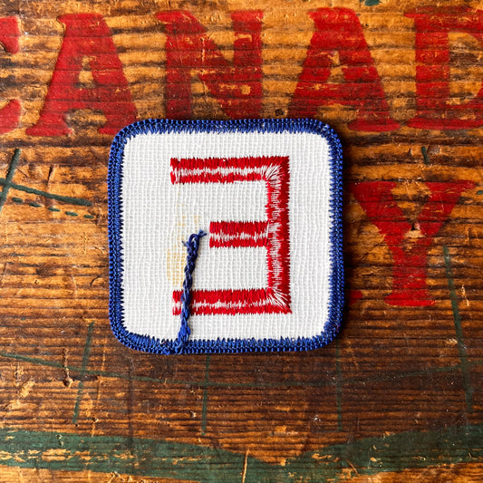 【USA vintage】アルファベットワッペン E