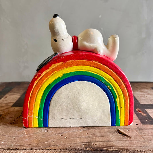 【70s vintage】Snoopy sleeping on the rainbow
Coin bank
