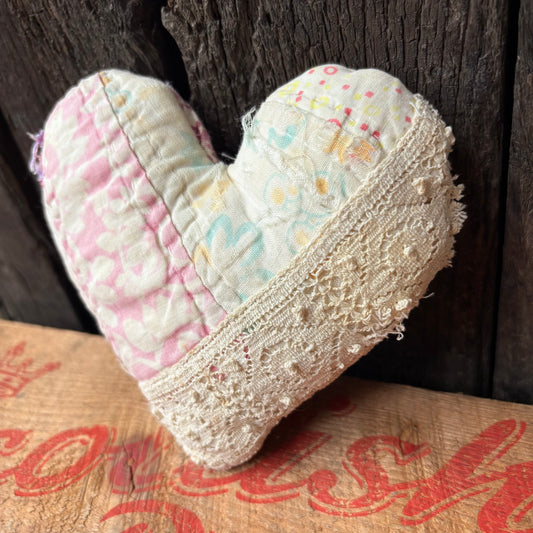 【USA vintage】Patchwork Heart Pincushion