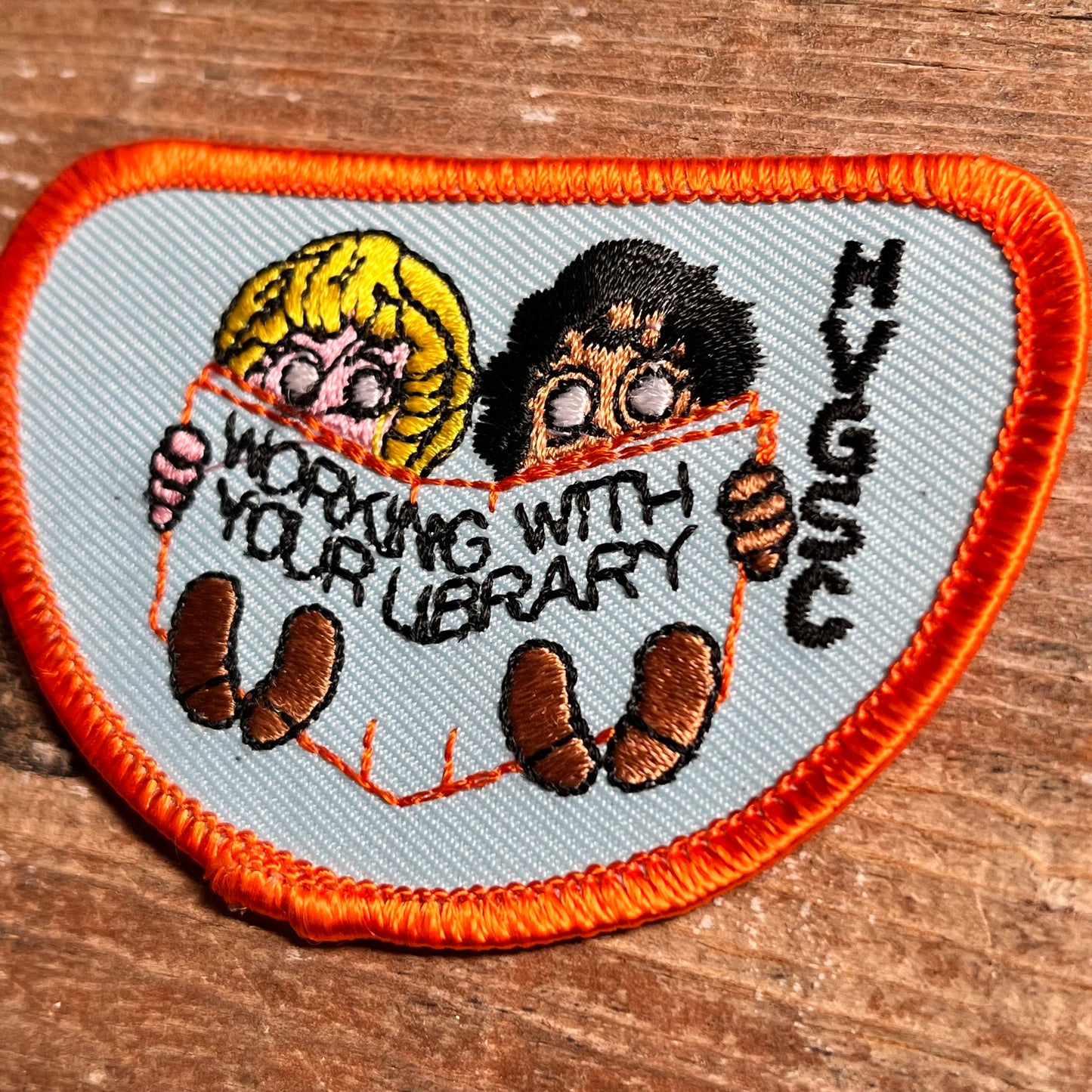 【USA vintage】ワッペン Working with your library