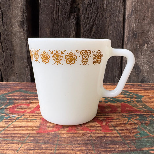 【1960s-1970s USA vintage】PYREX mugcup BUTTERFLY GOLD