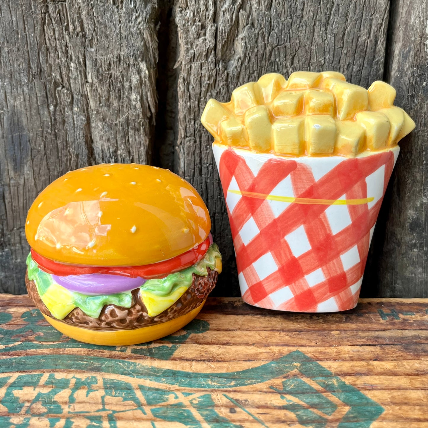 【USA vintage】Salt & Pepper burger & french fries