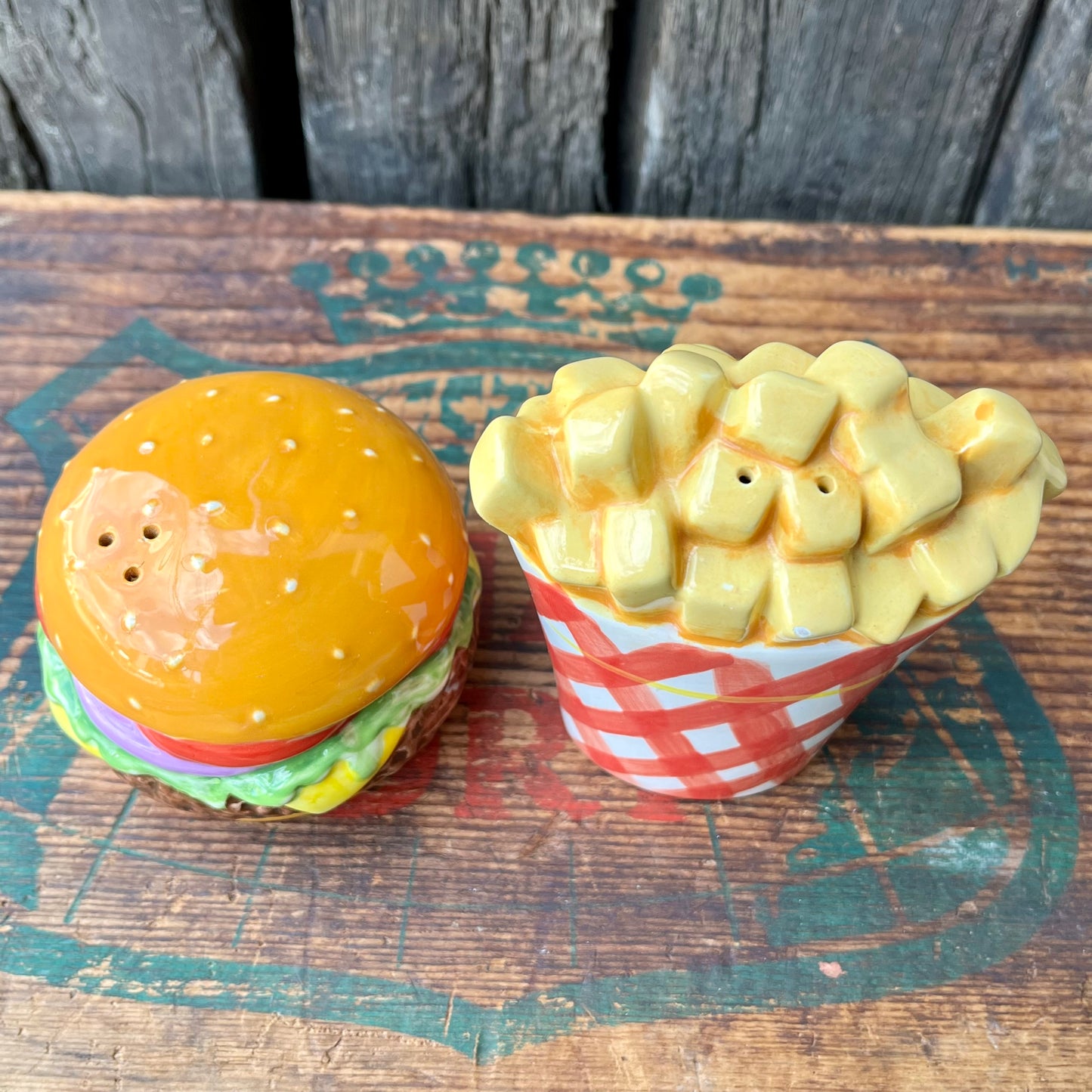 【USA vintage】Salt & Pepper burger & french fries