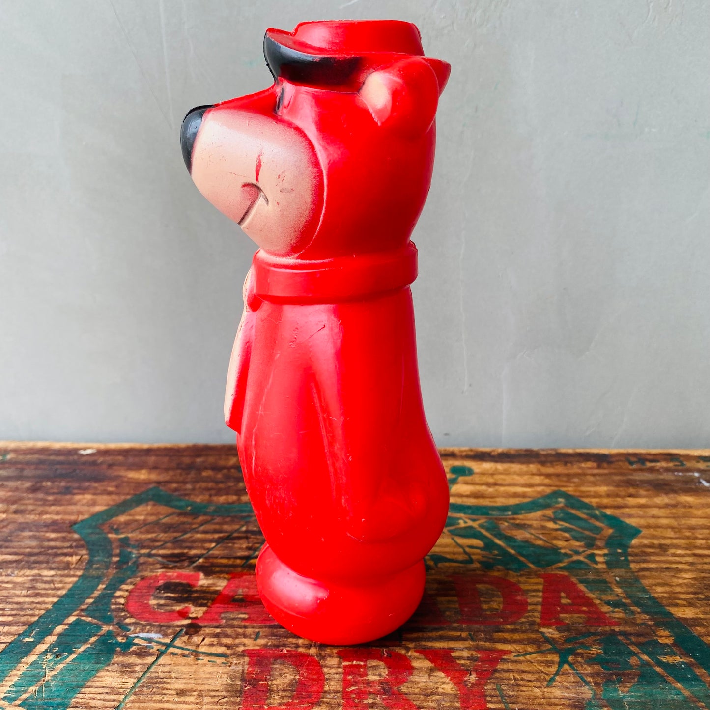 【1960s USA vintage】 bowling figure Yogi Bear