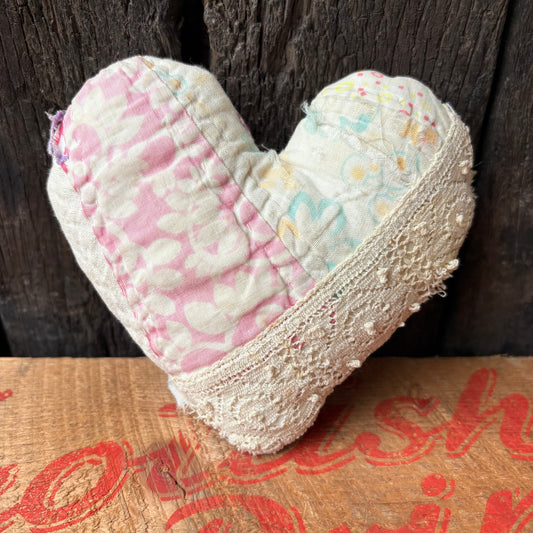 【USA vintage】Patchwork Heart Pincushion