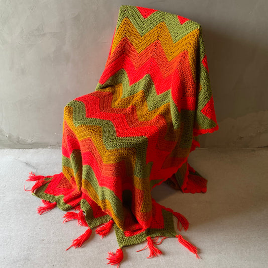 【1970s USA vintage】グラニーブランケット クロシェ ギザギザ