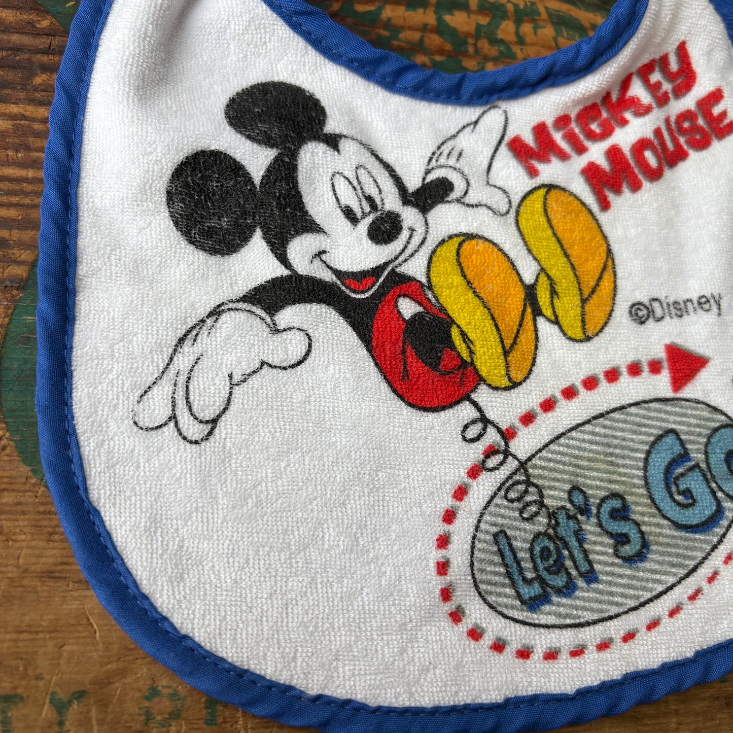 Disney baby Mickey Mouse bib sty