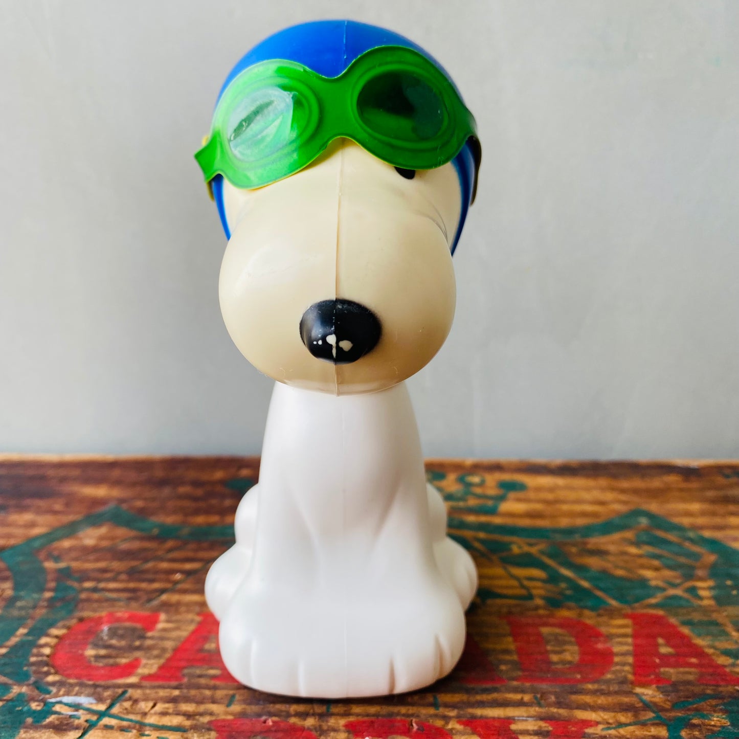 【1969 USA vintage】AVON SNOOPY bubblebath bottle