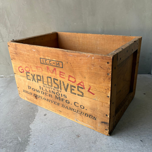 【1930s USA vintage】GOLD MEDAL DYNAMITE Wood Box