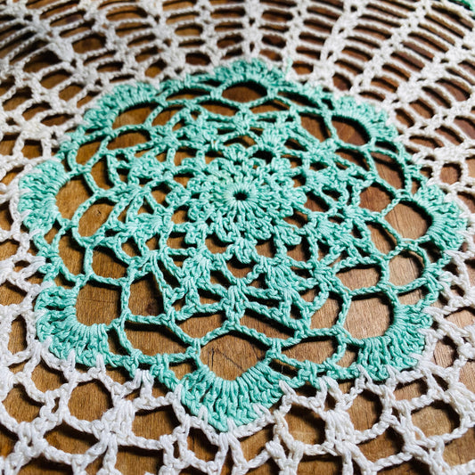 【USA vintage】レース編み ドイリー グリーン