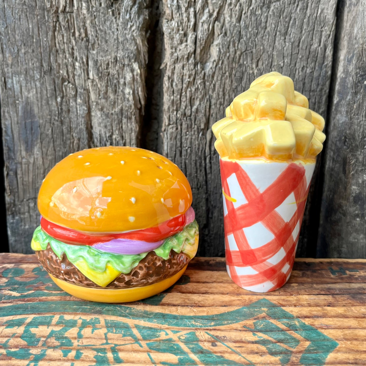 【USA vintage】Salt & Pepper burger & french fries