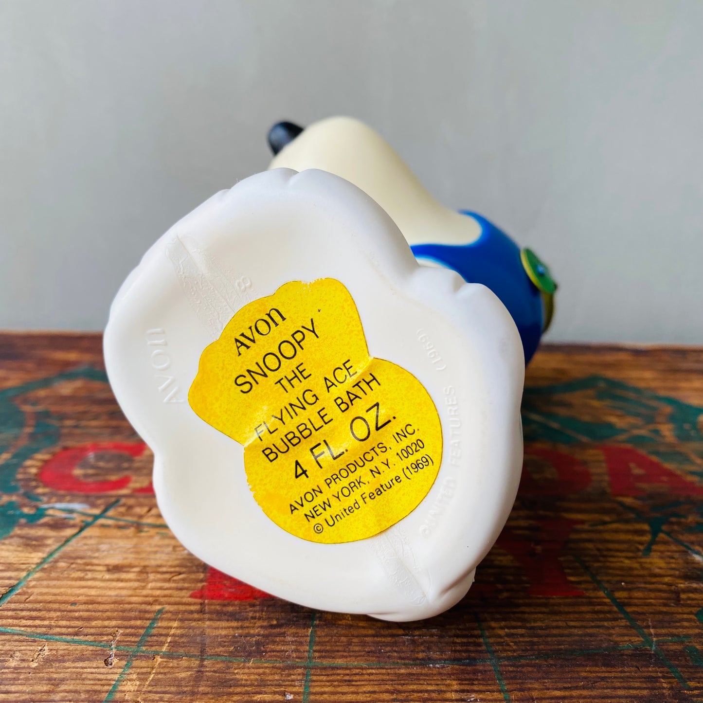 【1969 USA vintage】AVON SNOOPY bubblebath bottle