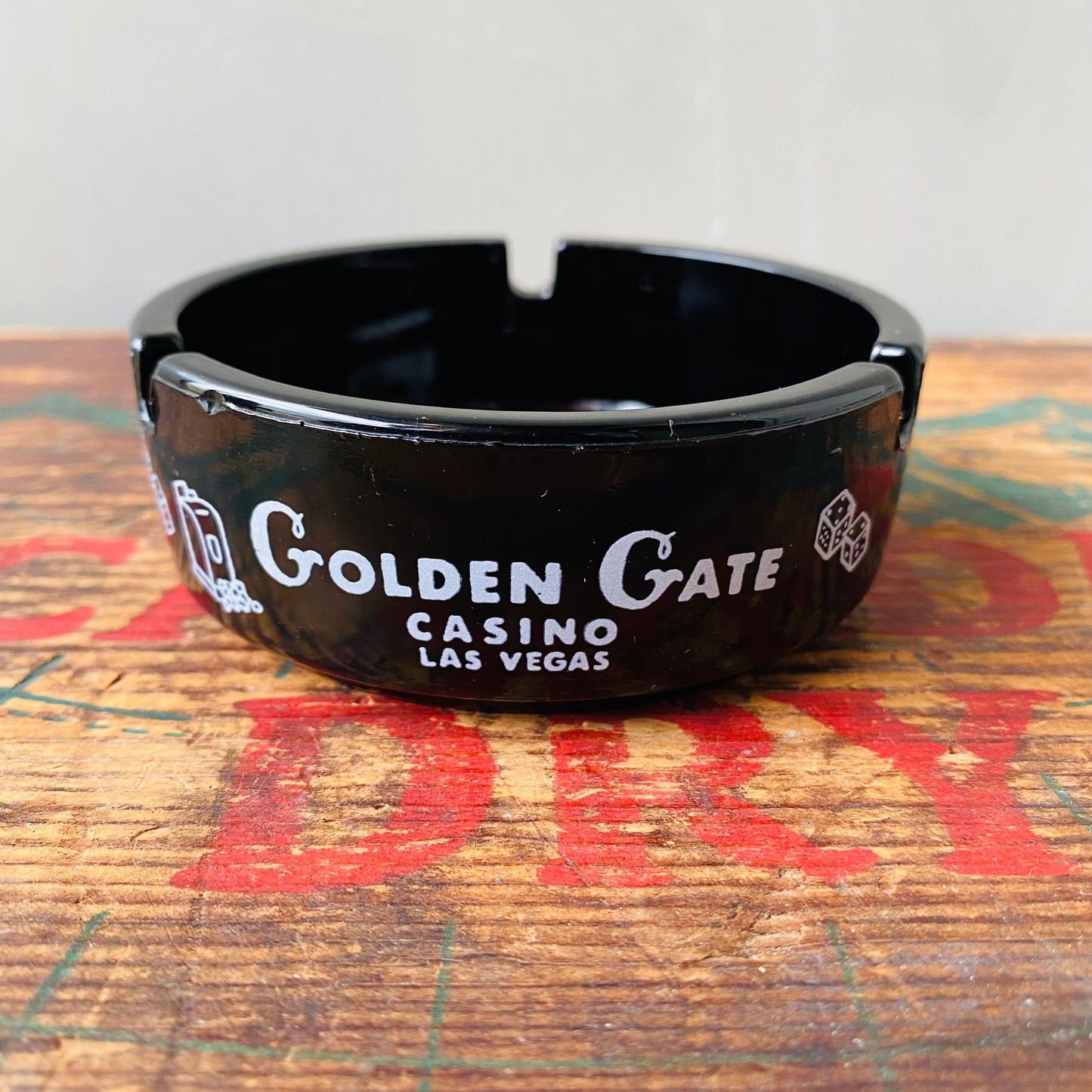 【USA vintage】advertising ashtray GOLDEN GATE