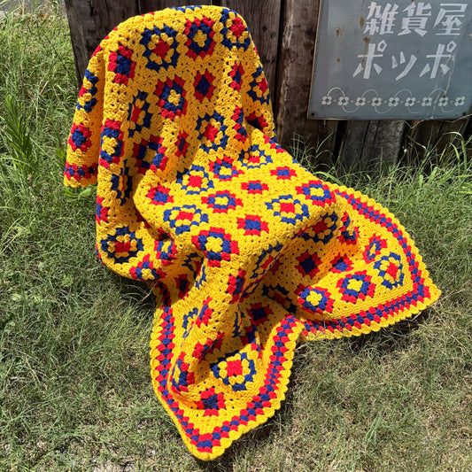 【USA vintage】Handmade Granny Square Crochet Blanket