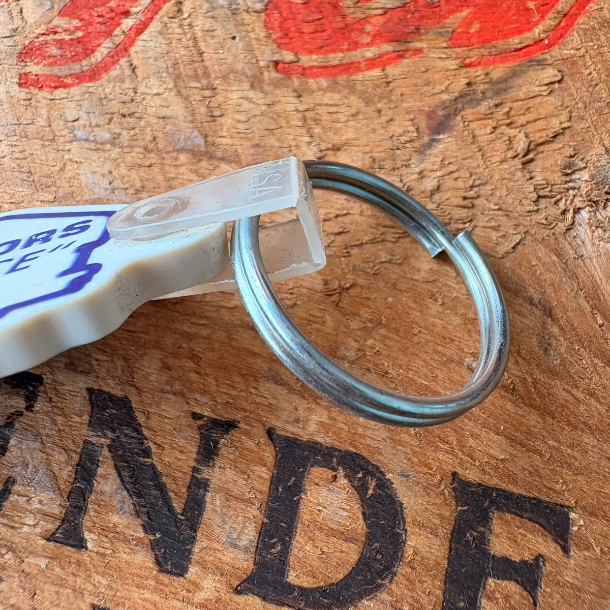 【1983 USA vintage】Advertising Key Ring GENERAL MOTORS