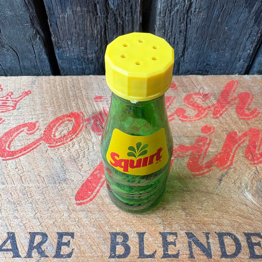 【1980s vintage】Squirt Salt & Pepper Shakers