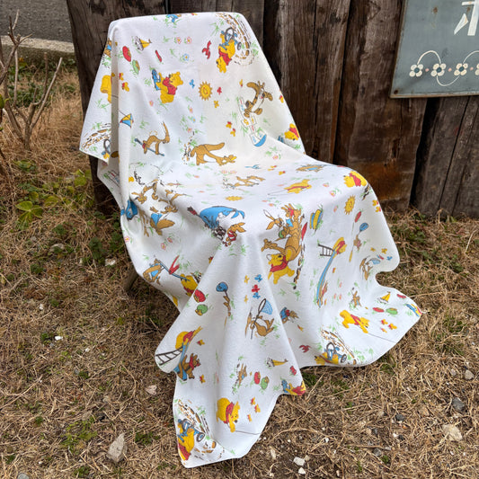 【USA Vintage】Walt Disney Pooh fabric