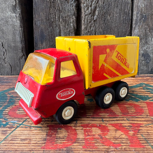 【1970s USA vintage】TONKA Mini Delivery Box Truck