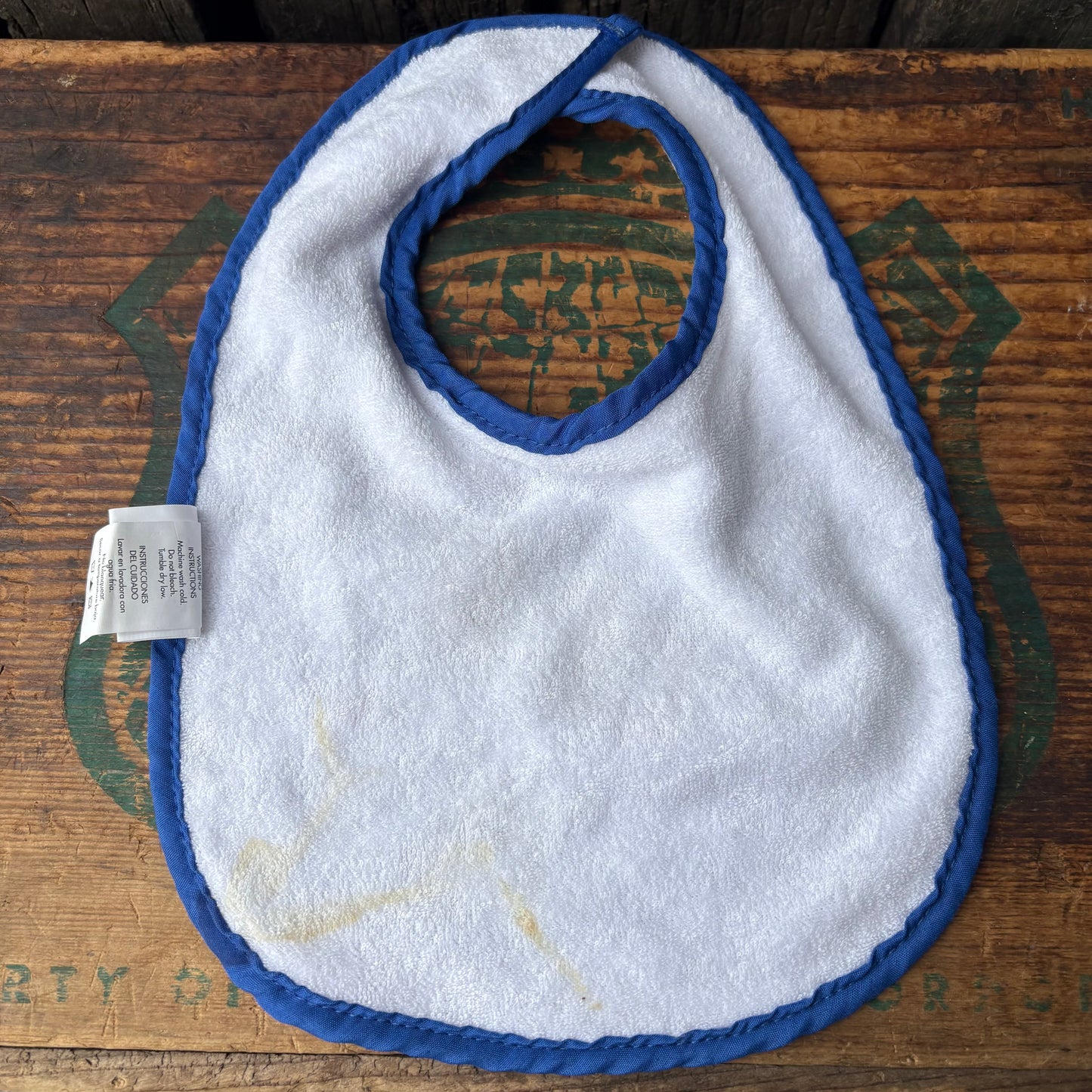 Disney baby Mickey Mouse bib sty