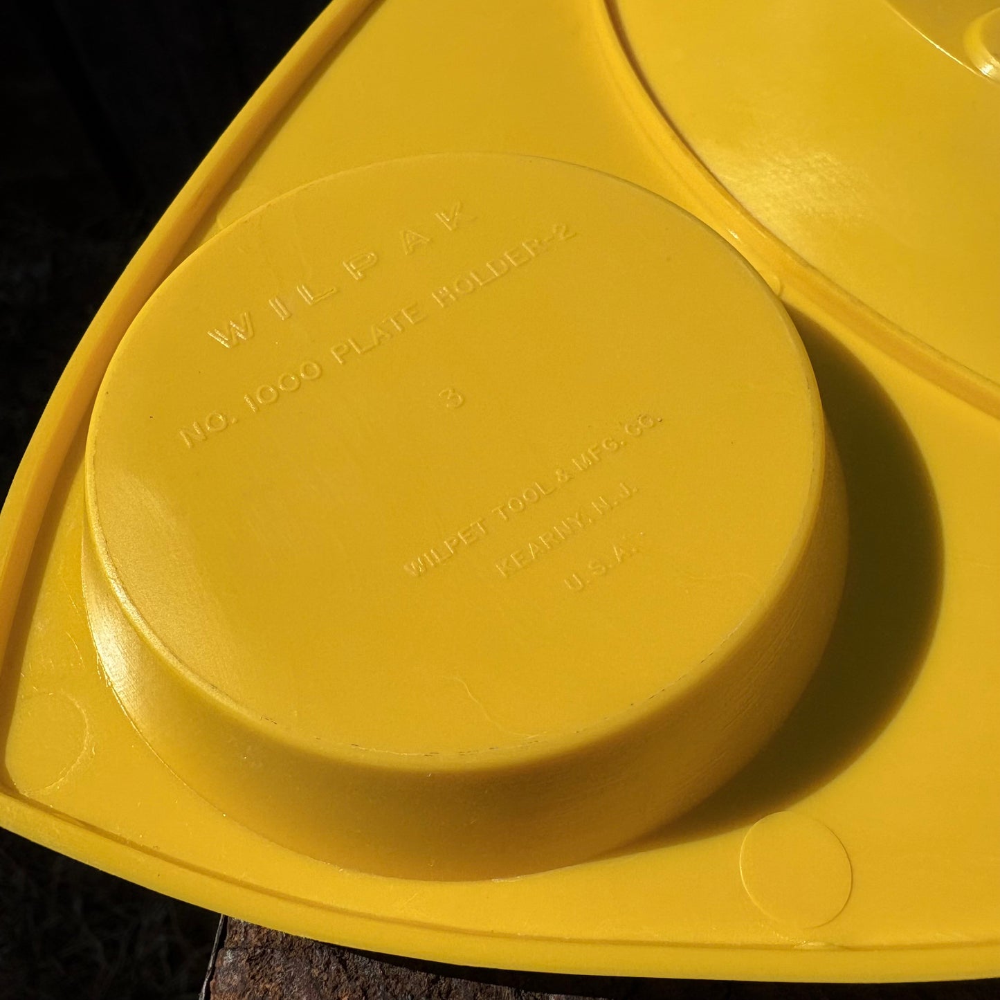 【1970s USA vintage】 WILPAK picnic plate holder Yellow