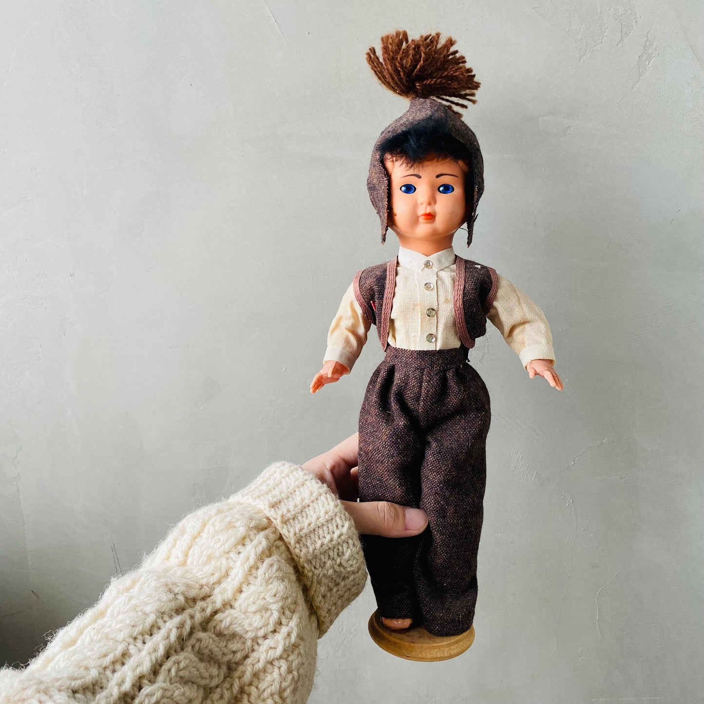 【vintage】“MADEIR” Portugal costume doll