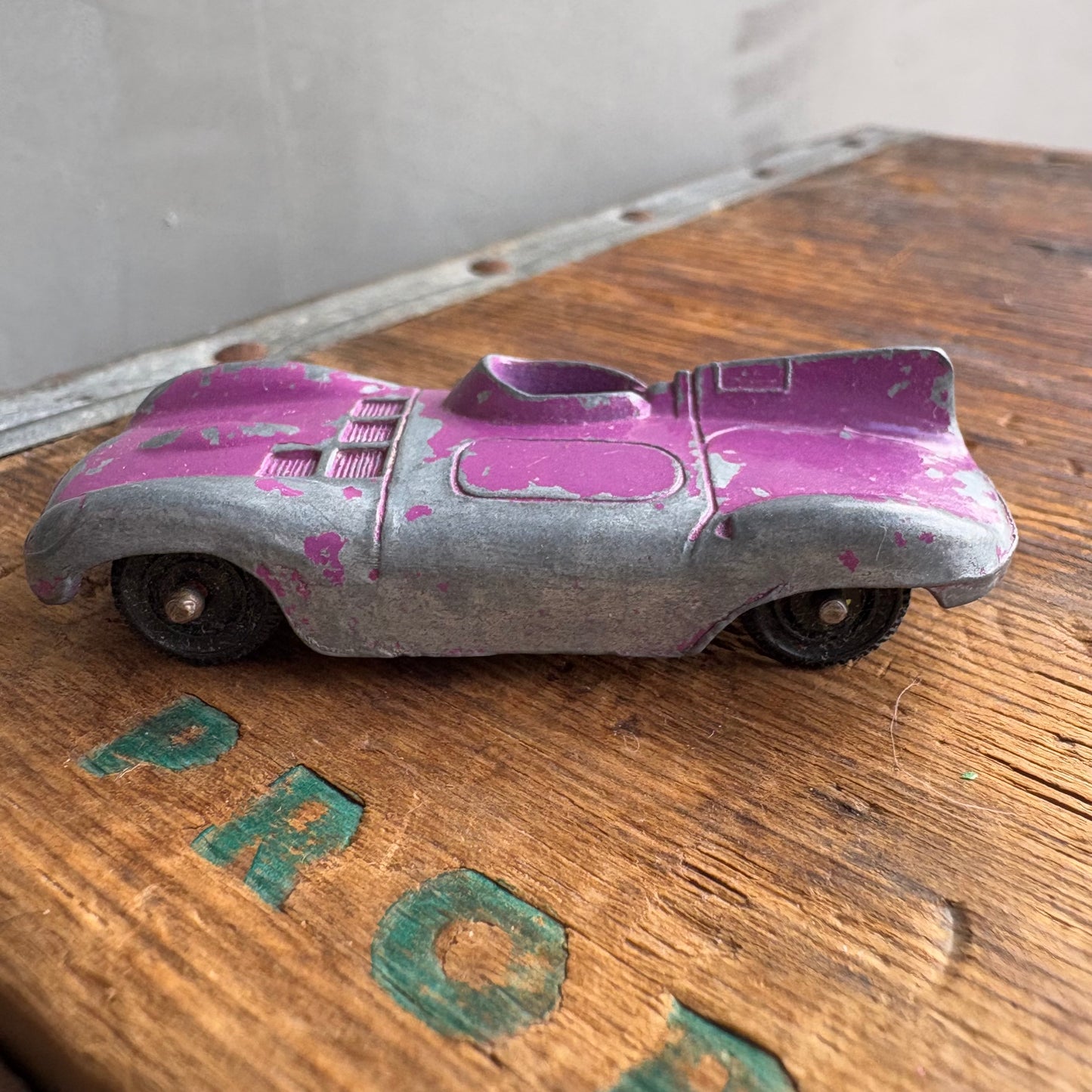 【1960s-1970s USA vintage】TOOTSIE TOY mini car Jaguar D-type