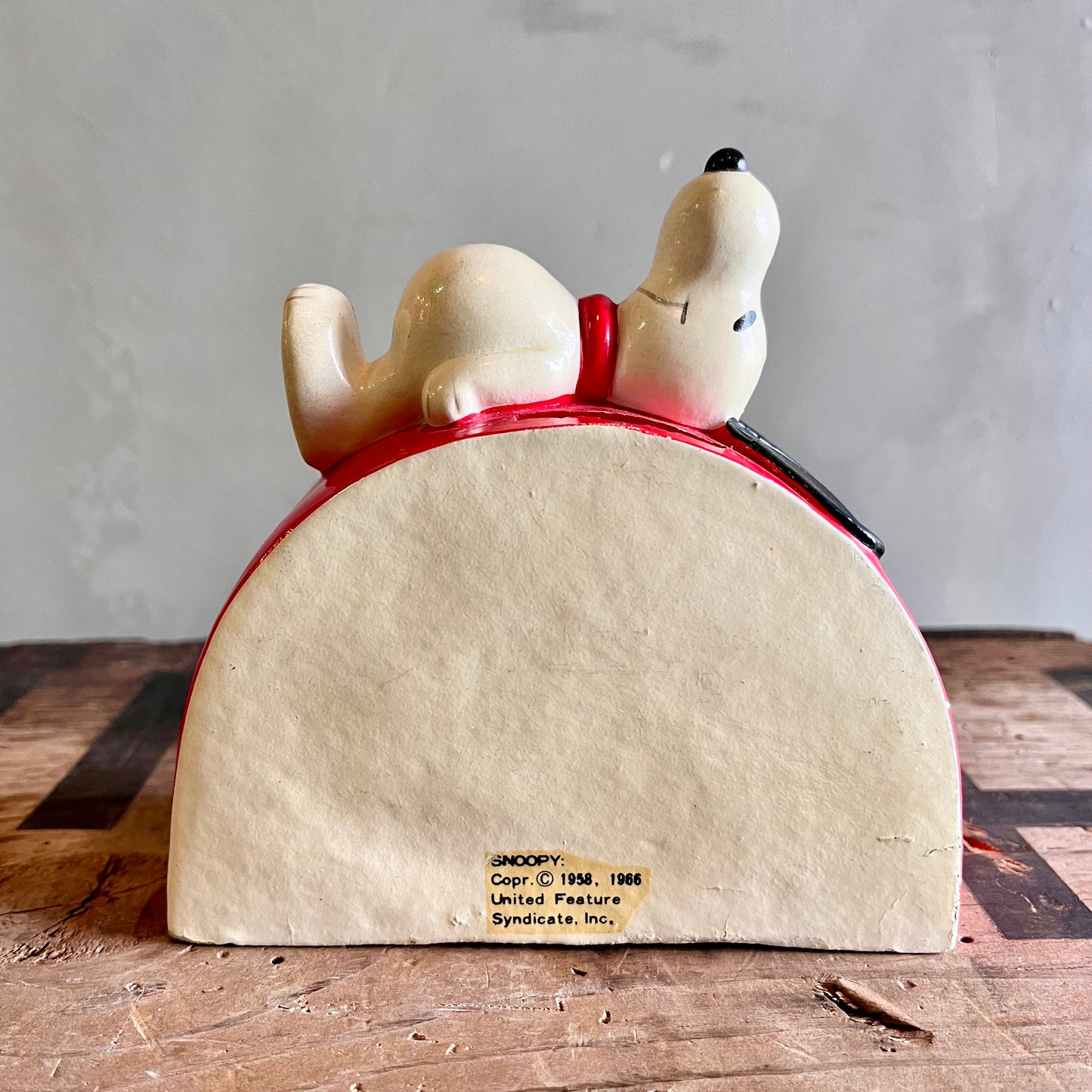 【70s vintage】Snoopy sleeping on the rainbow
Coin bank