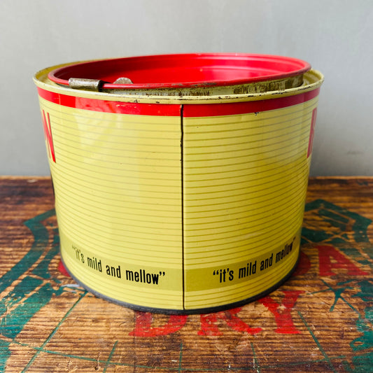 【USA vintage】cigar tobacco can REVELATION