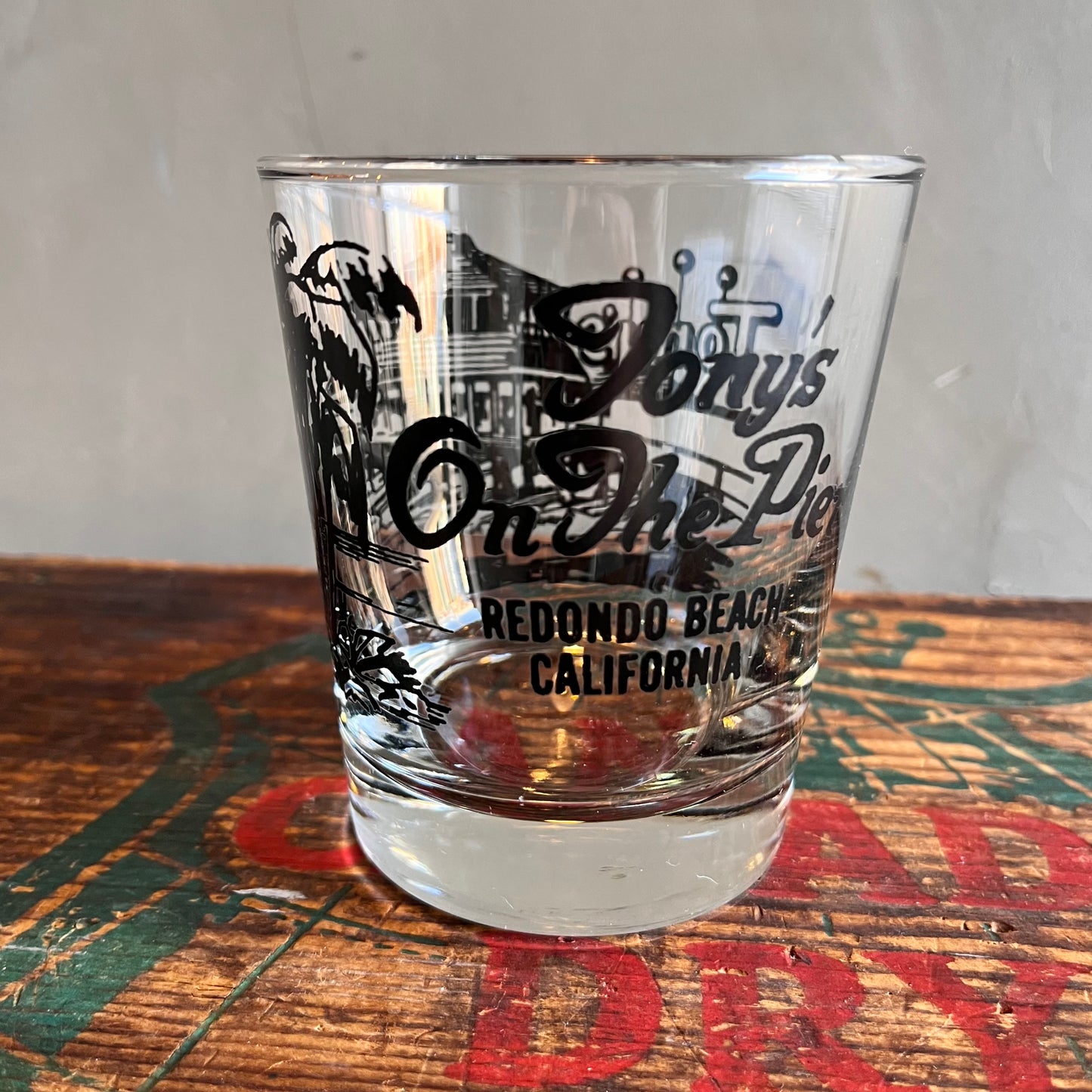 【USA vintage】Tony's on the Pier Souvenir glass