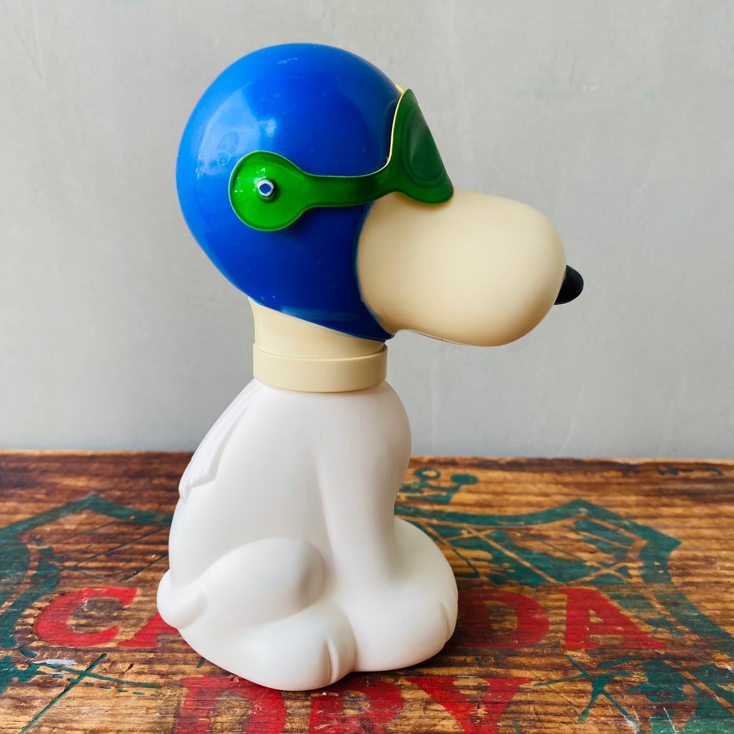 【1969 USA vintage】AVON SNOOPY bubblebath bottle