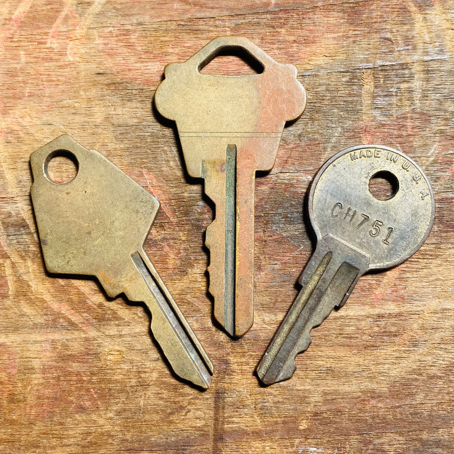 【USA vintage】鍵3本セット キー アンティーク ②