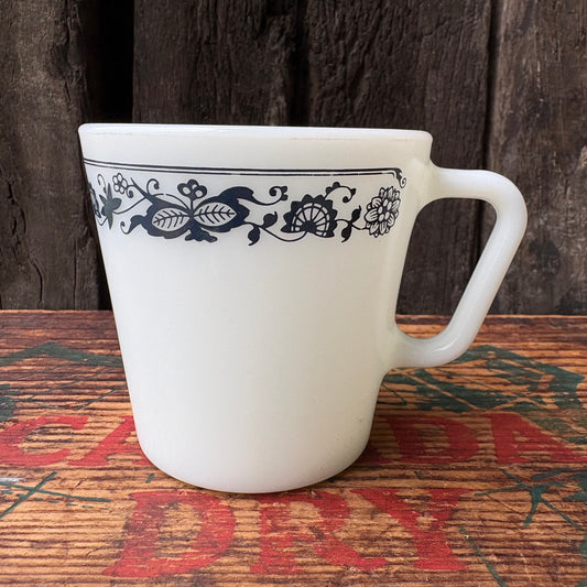 【1960s-1970s USA vintage】PYREX mugcup OLD TOWN BLUE