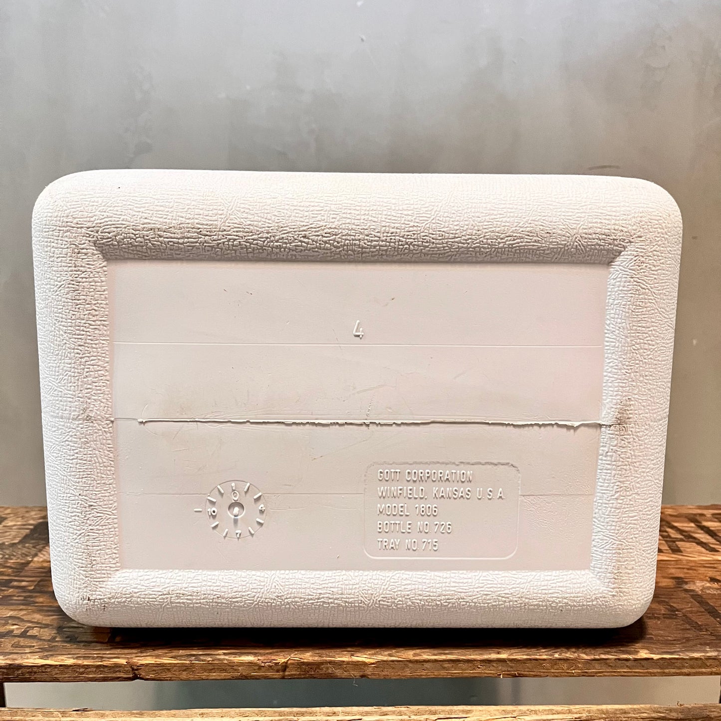 【USA vintage】90s Rubbermaid
クーラーボックス
ランチボックス