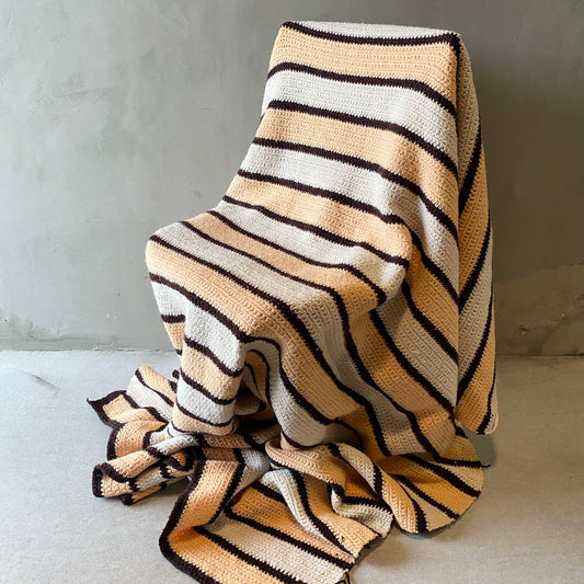 【1970s USA vintage】グラニーブランケット クロシェ 薄オレンジ