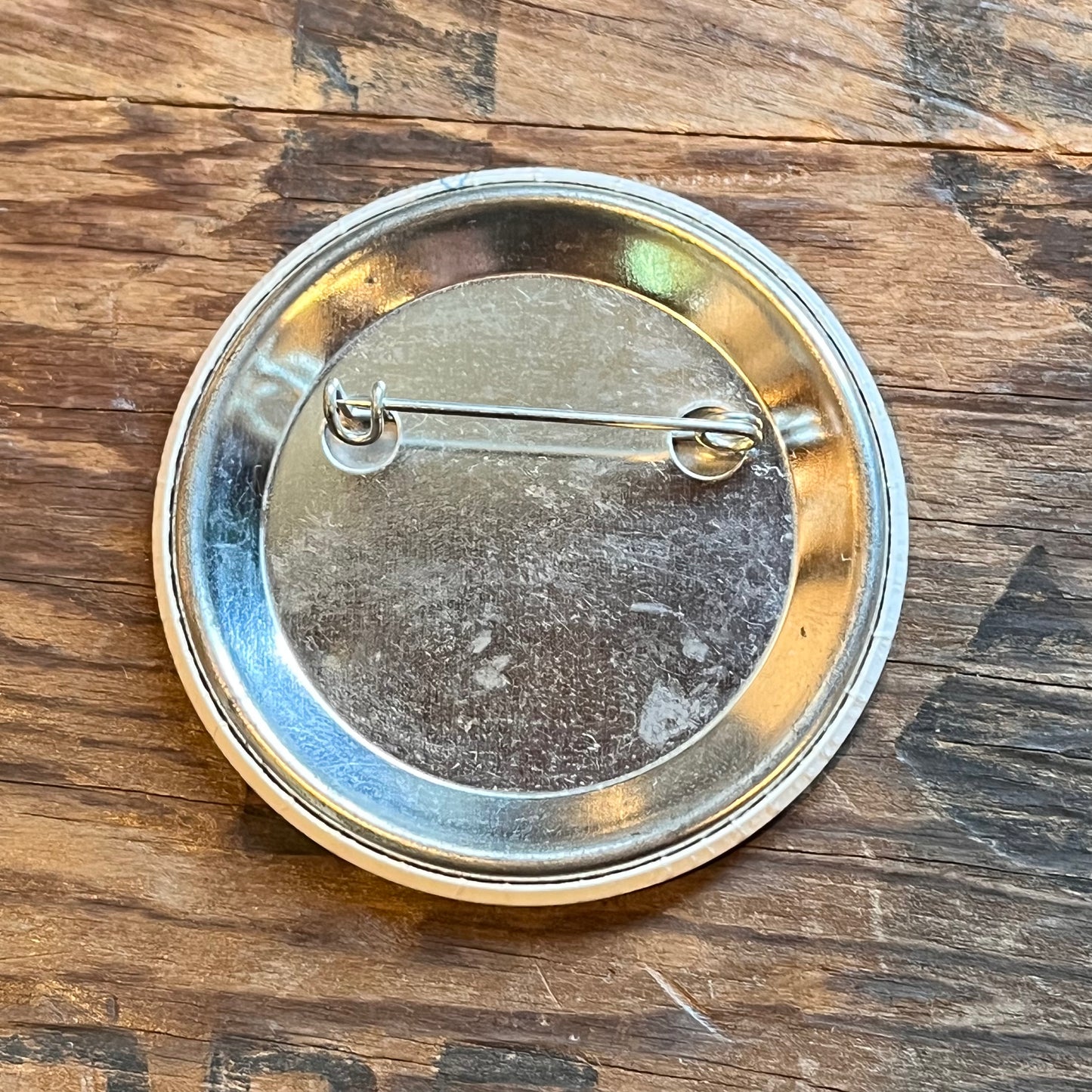 【USA vintage】缶バッジ one year to go