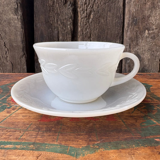 【USA vintage】Fire-King Grey Laurel Cup & Saucer