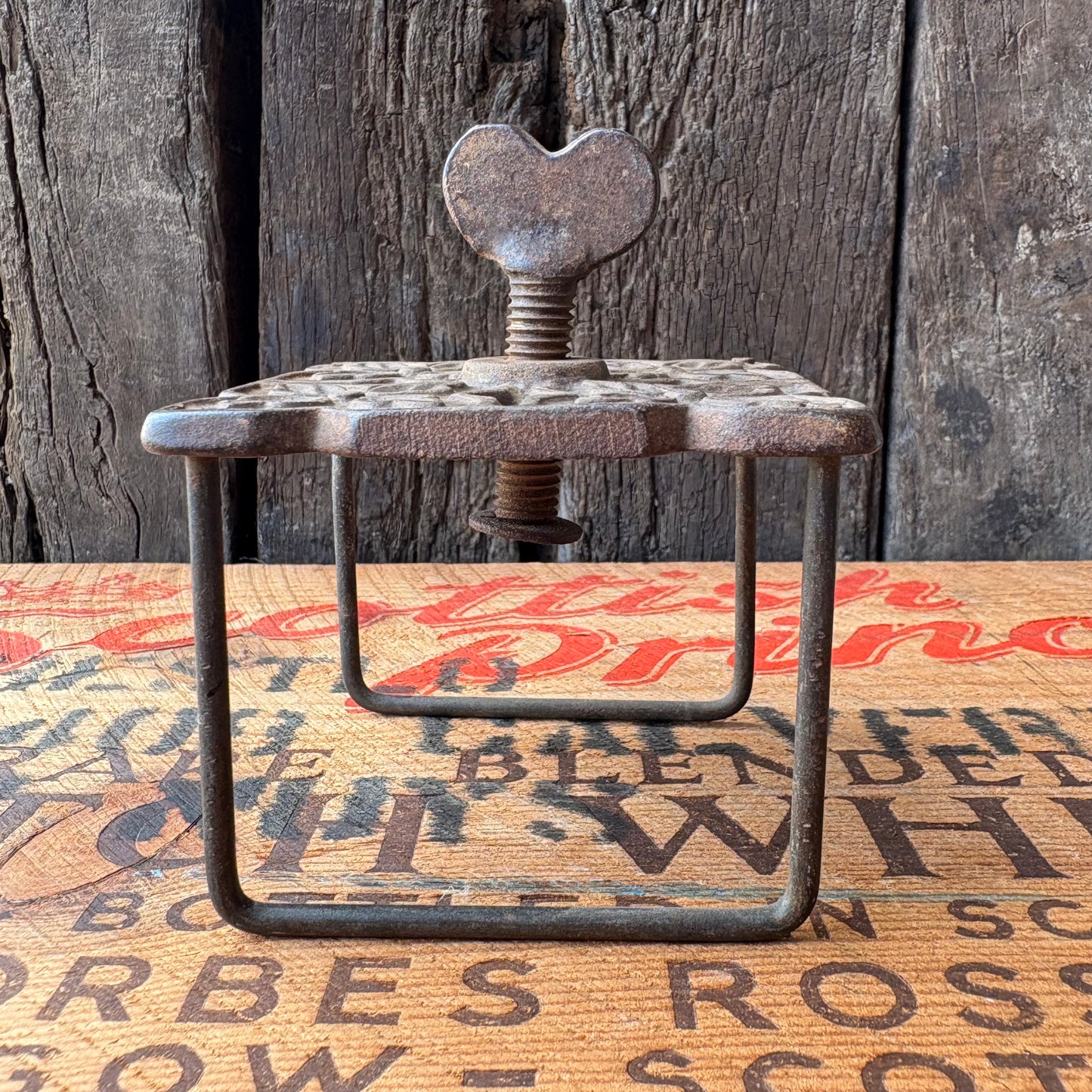 【1890s USA antique】Cast Iron Embroidery Table Clamp