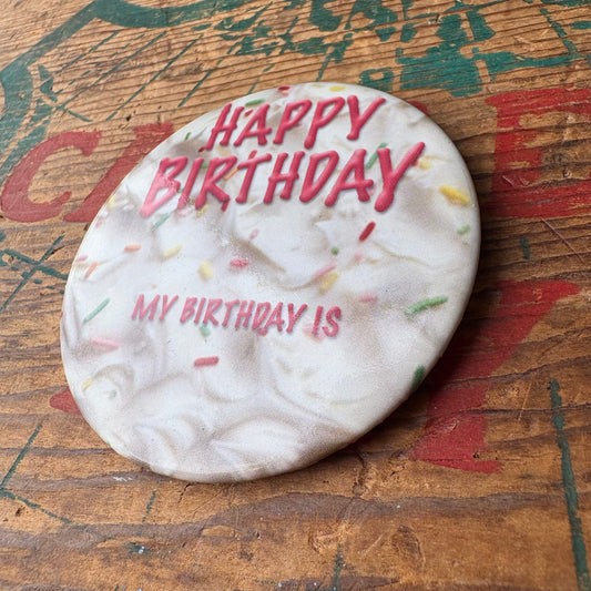 【USA vintage】PINBACK BUTTON HAPPY BIRTHDAY