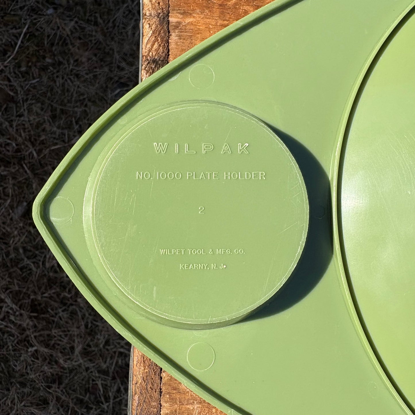 【1970s USA vintage】 WILPAK picnic plate holder Green