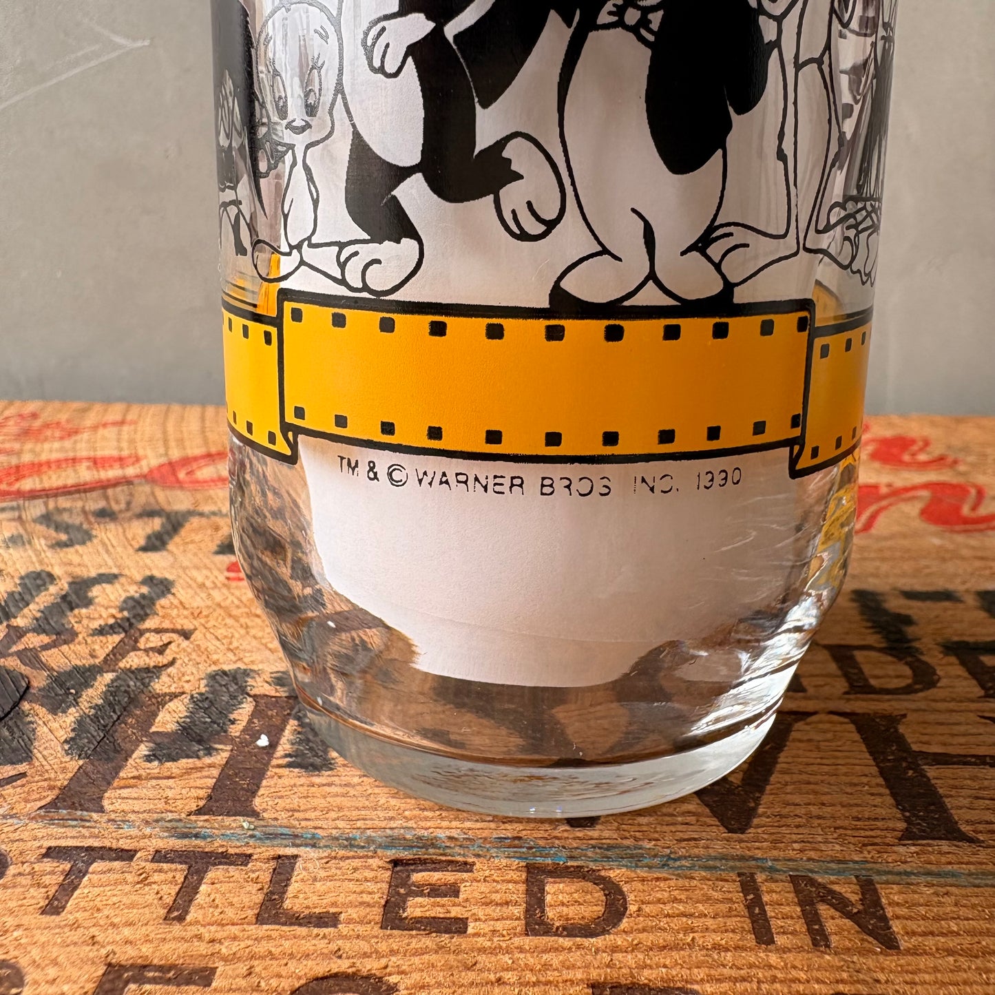 【1990s USA vintage】BUGS BUNNY 50th Anniversary Glass