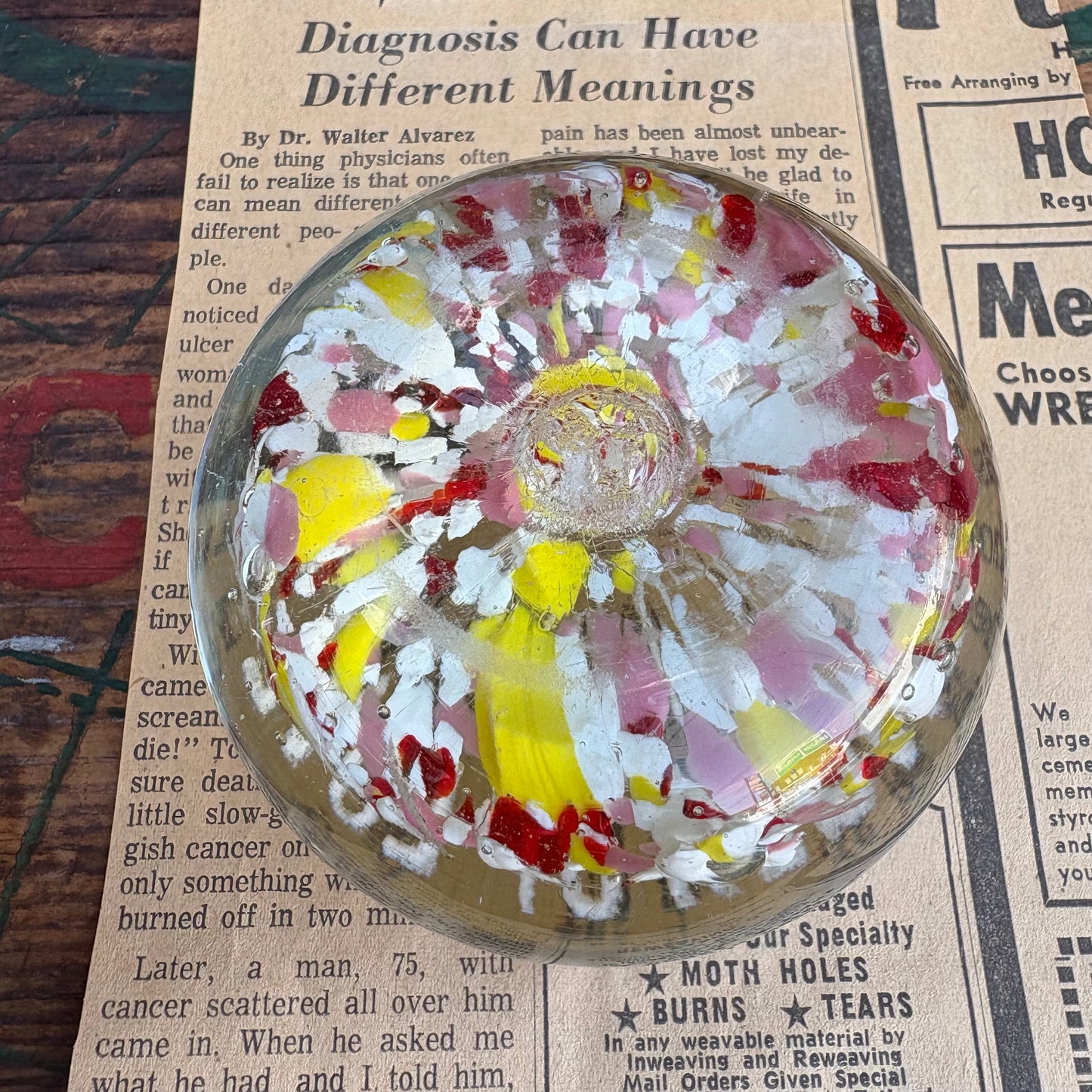 【USA vintage】 Art Glass Paperweight