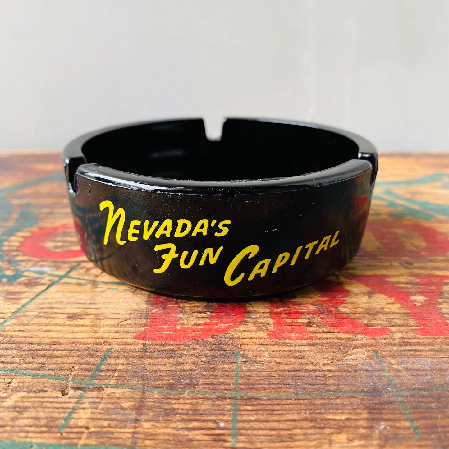 【USA vintage】advertising ashtray Carson City Nugget