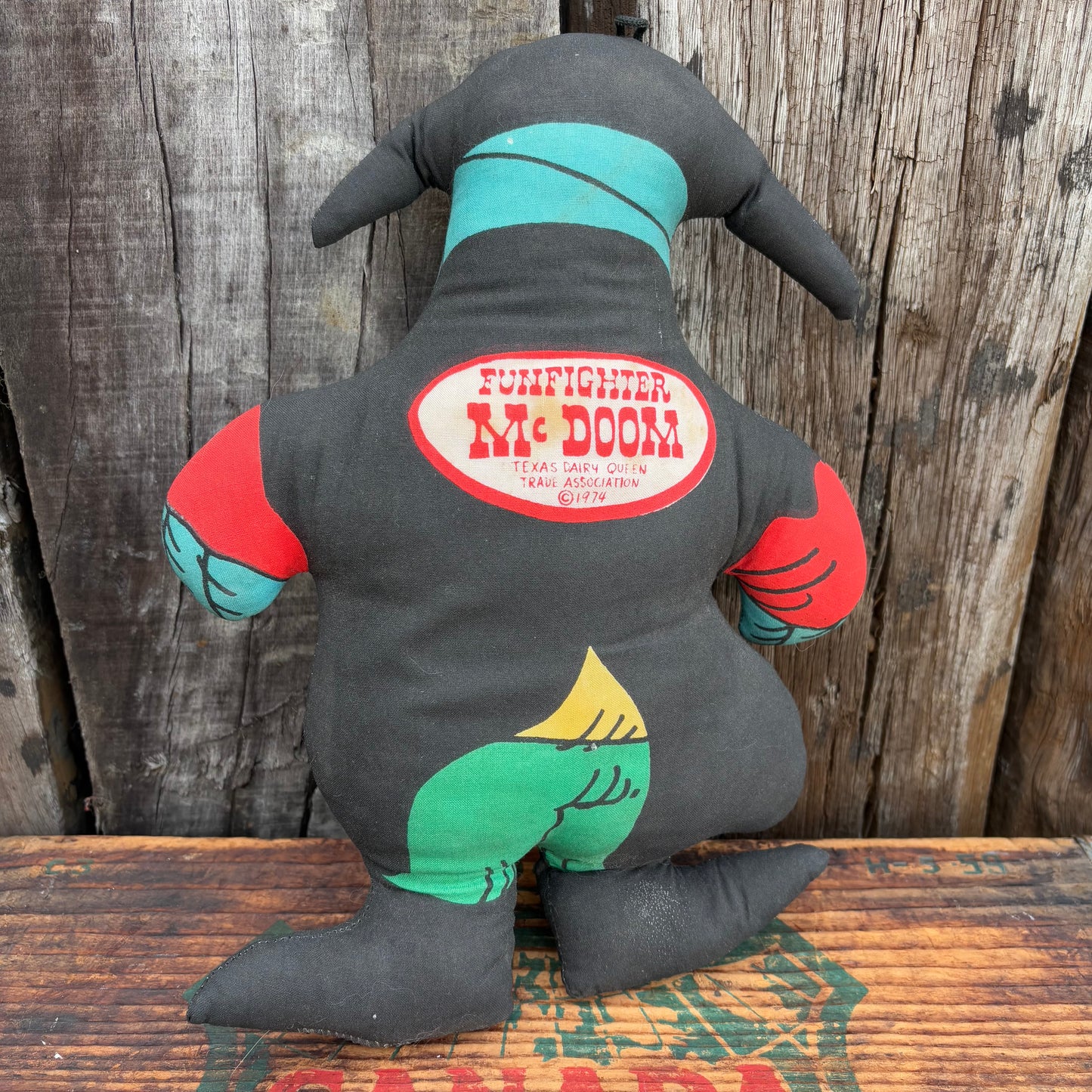 【1974 USA Vintage】DAIRY QUEEN Advertising Pillow Doll