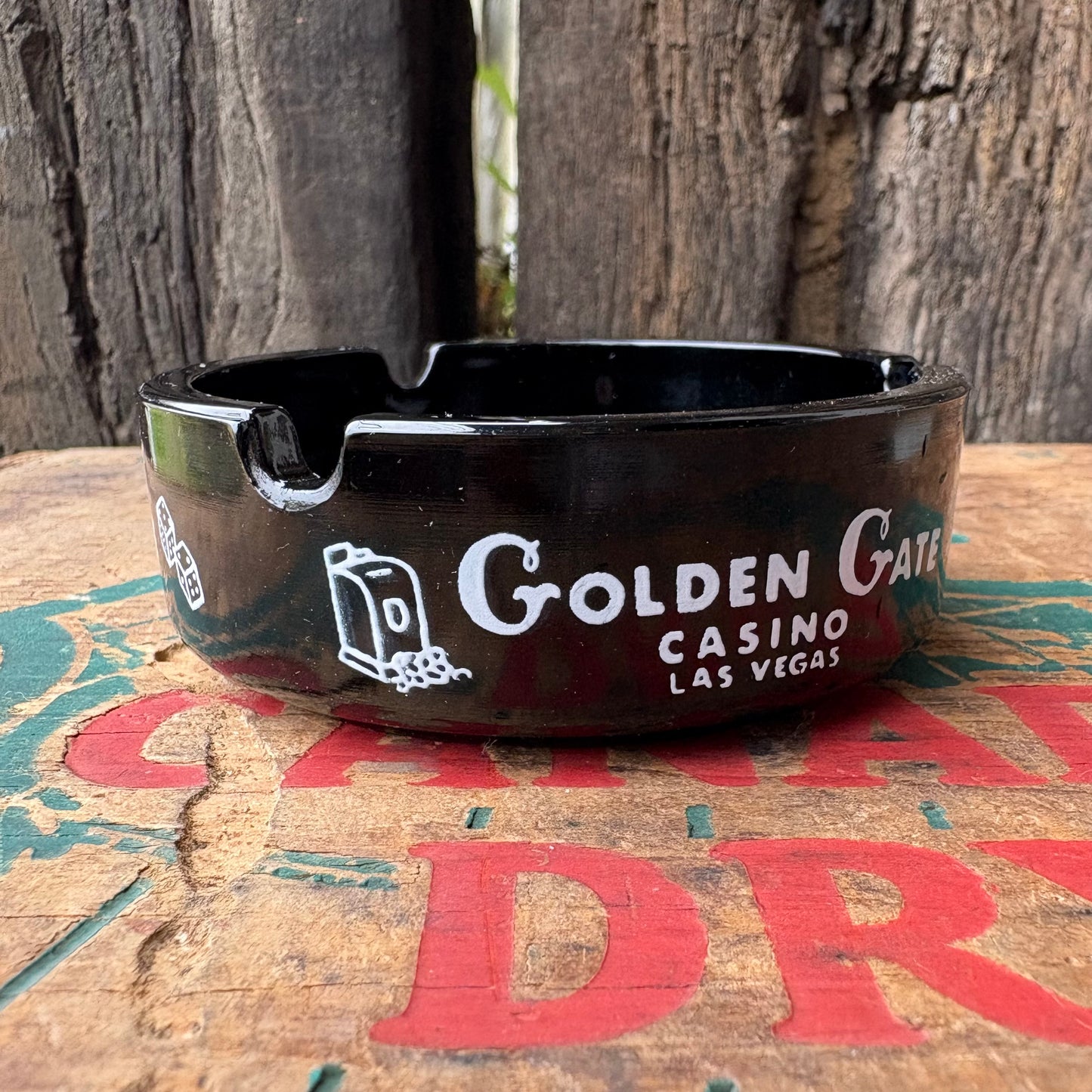 【USA vintage】advertising ashtray GOLDEN GATE